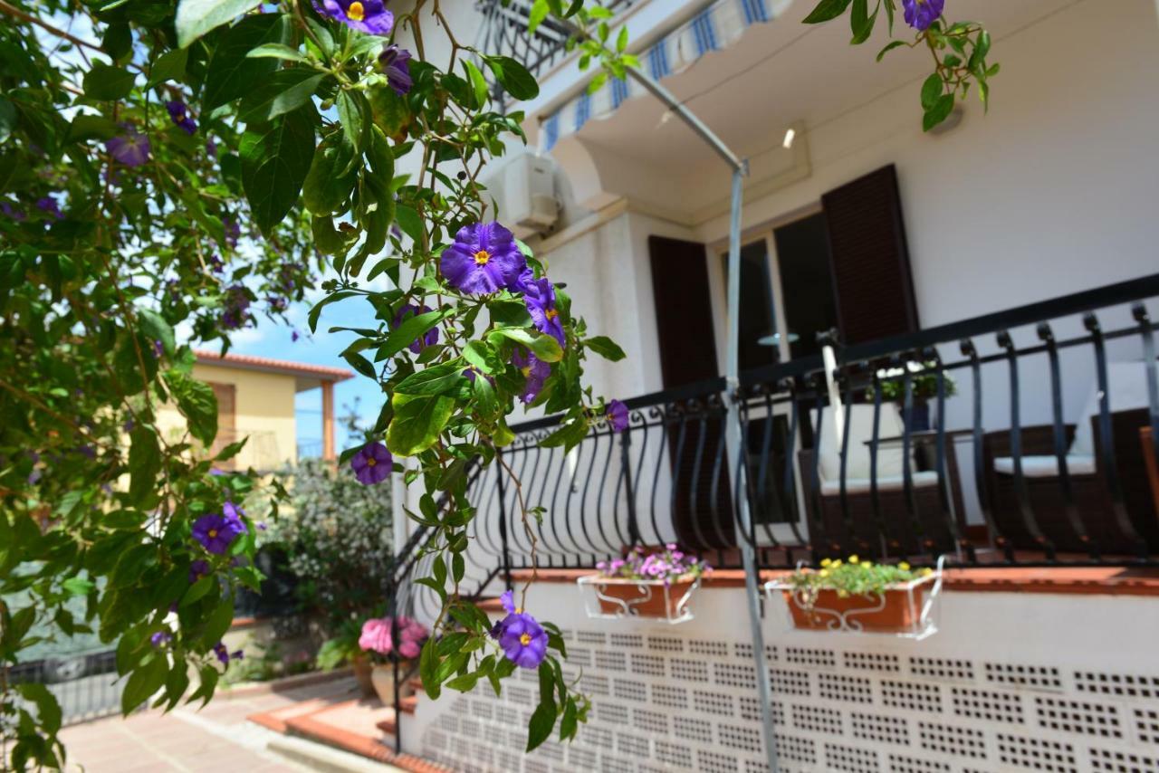 Villa Elisabetta Apartments Pula Extérieur photo